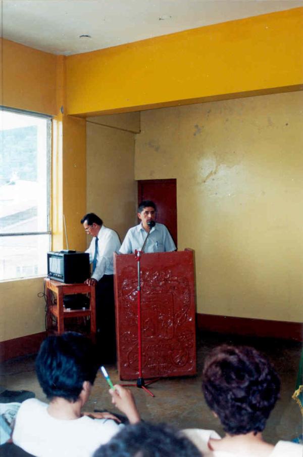 Cierre de la Oficina Zonal de Tingo María y Ceremonia de Izamiento de Bandera