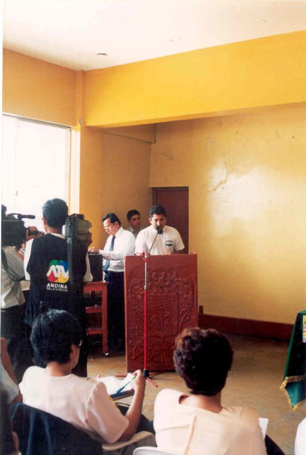 Cierre de la Oficina Zonal de Tingo María y Ceremonia de Izamiento de Bandera