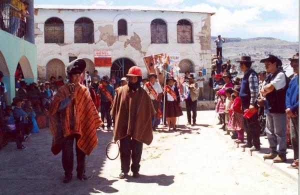 Bienvenida a los miembros de la Comisión de la Verdad y Reconciliación (CVR) en Lucanamarca - Ayacucho