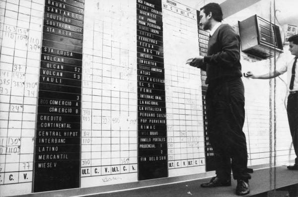 Banca y finanzas:  Bolsa de valores 1