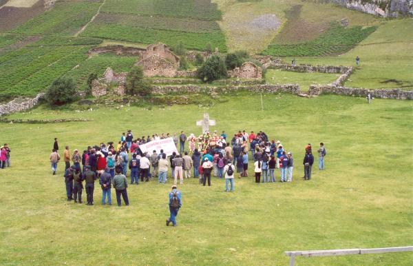 Ceremonia de conmemoración de los caídos en Uchuraccay