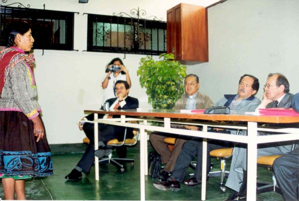 Visita de Alcalde y Familiares de Victimas de Chumbivilcas a Miembros de la Comisión de Verdad y Reconciliación