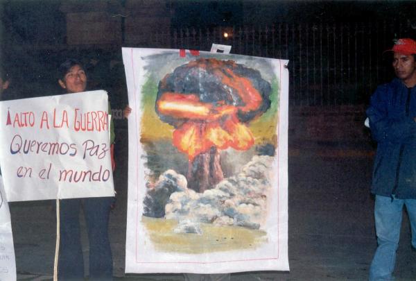 Marcha contra la guerra en Irak en la ciudad de Huamanga