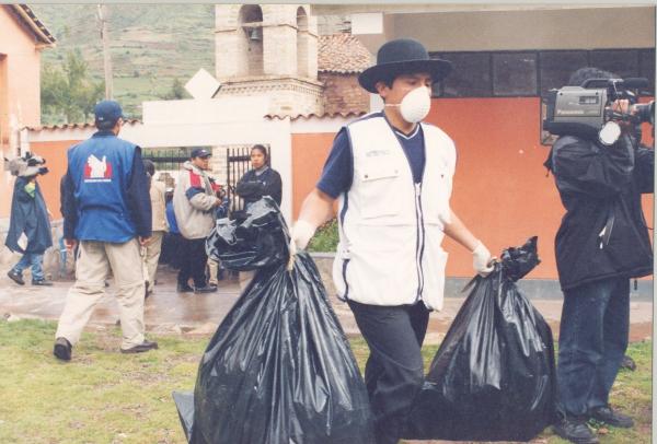 Traslado de Restos a Morgue Provisional de Quispillacta