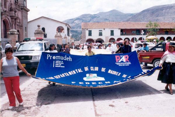 Movilización por el día de la "no violencia contra la mujer" en la ciudad de Huamanga