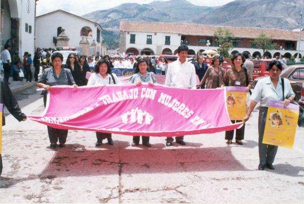 Movilización por el día de la "no violencia contra la mujer" en la ciudad de Huamanga