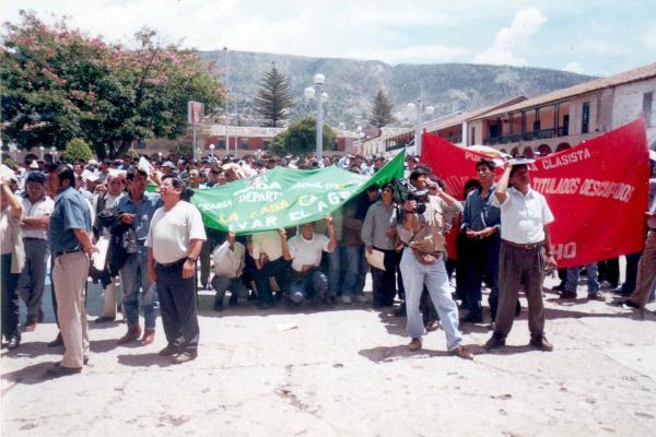 Paro regional en la ciudad de Huamanga