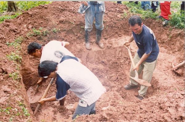 Exhumación de restos Cooperativa Nueva Arequipa - Tocache
