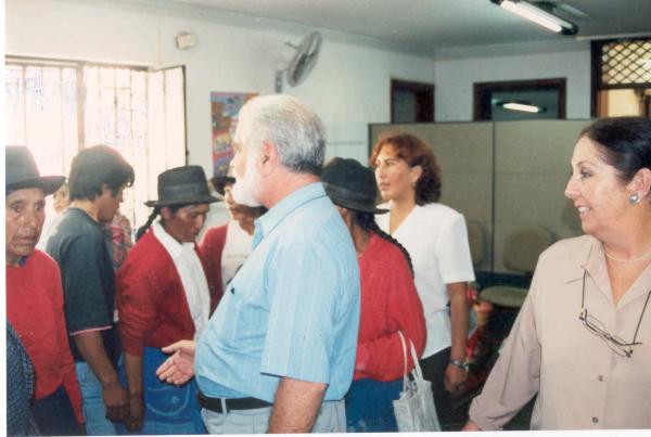 Movilización y visita de familiares de víctimas a la sede de la Comisión de la Verdad y Reconciliación en San Isidro