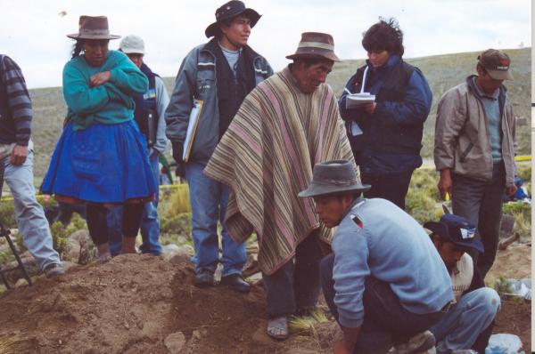 Exhumación de fosas en Santiago de Lucanamarca - Ayacucho