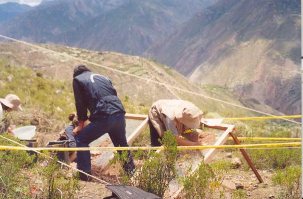 Exhumacion de Restos en Chuschi