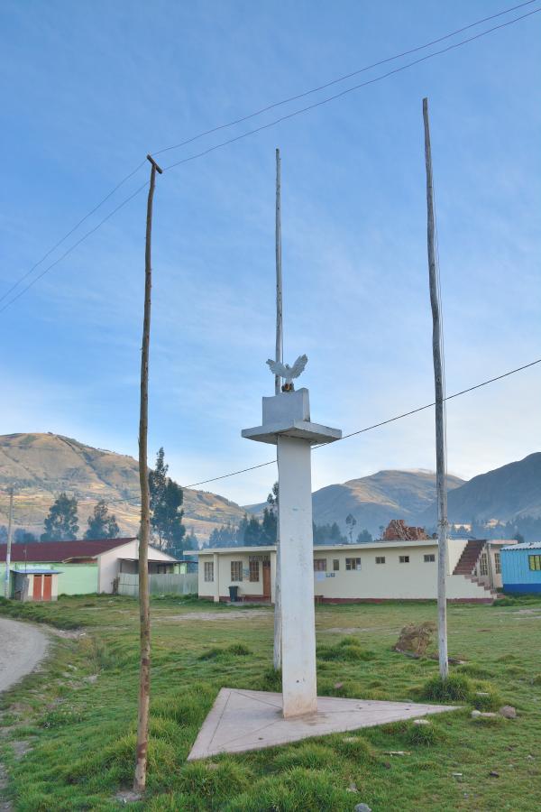 4. Paloma de la paz de Huayao