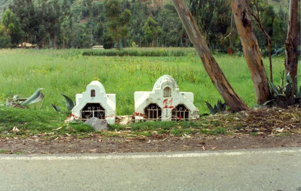 Recorrido e investigación de fosas en Chupaca - Junín