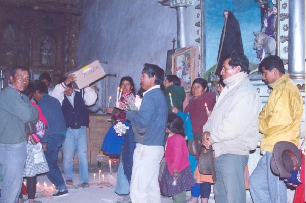 Vigilia por las víctimas en Lucanamarca - Ayacucho