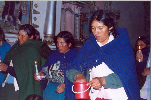 Vigilia por las víctimas en Lucanamarca - Ayacucho