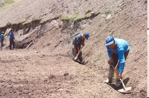 Visita de la Comisión de la Verdad y Reconciliación a Uchuraccay