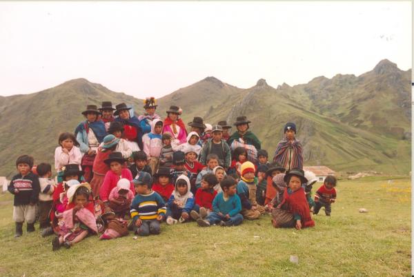 Visita de la Comisión de la Verdad y Reconciliación a Uchuraccay