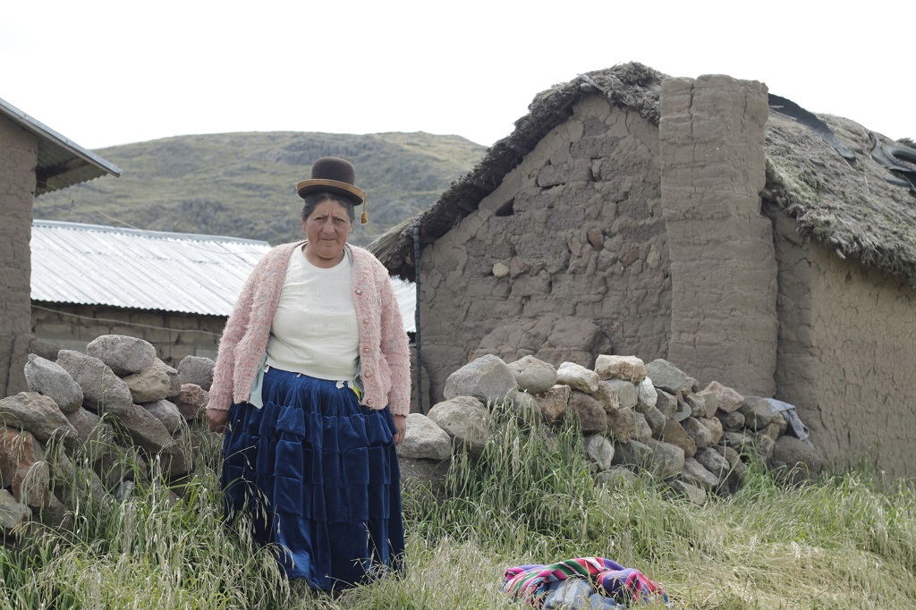 PROYECTO MEJORANDO LA VIDA DE LAS MUJERES A TRAVÉS DEL ROL DE LAS TRADUCTORAS SOCIALES EN EL PERÚ RURAL - BERTHA ASQUI